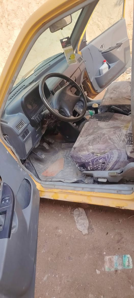 غير متواجد بالفيس . مكان السياره نجف شراي اتصل  ***********
التفاصيل .. السعر 12 وبيه مجال  راعيه بالنجف رقمه نجف 
مطلوبه هيئه مليون و 100 راعيه يريد مداور 
كير ومكينه  حلوات  محرك برايد بيه توني مجفت صار خمس ايام  كهربائيات كله شغاله   سنتر لوك شغال ريمون .
شراي اتصل  غير متواجد بالفيس
