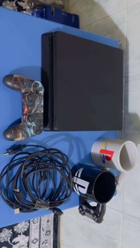 بلي فور سلم اون لاين مساحه نص تيرا بايت 500gb بداخله حساب بي 6 العاب ق...