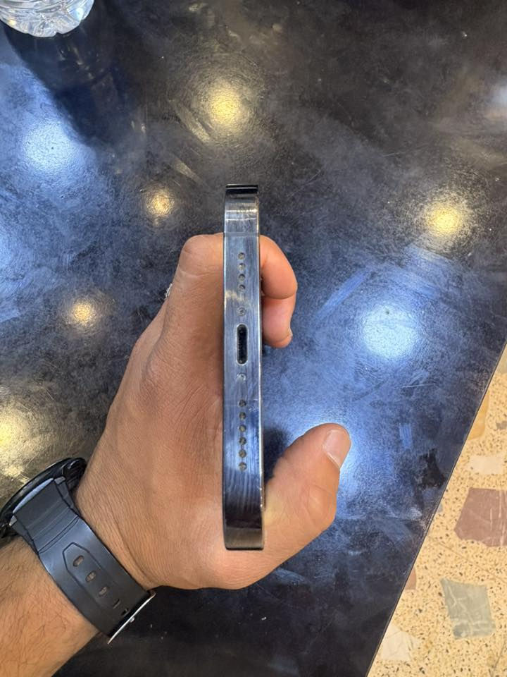 13 برو ماكس ذاكره واحد تيرة مكاني بغداد. السعر ٧٥٠ الجهاز لا مفتوح ولا مصلح وتر بطاريه ٧٩ رقم ت ***********
