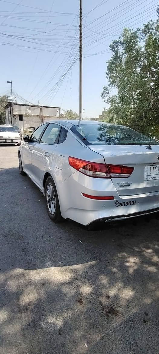 السلام عليكم كيا اوبتيما موديل 20 خليجي مكفوله مكينه 2000 دوش رقم معوقين مثنى بسم ولد شاب يسوي وكاله عامه السعر 163 وبيه مجال  ***********
