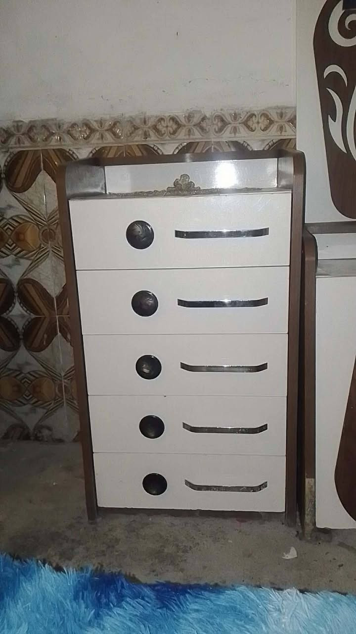 غرفه تركيه نظيفه كلش سعره 300 وبيه مجال


**إذا كنت صاحب هذا الإعلان وتريد حذفه لأي سبب، رجاءا أرسل رسالة إلى الدعم الفني**