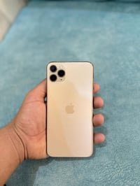 آيفون ١١ برو ماكس • ٢٥٦ • بطارية ٨٠٪