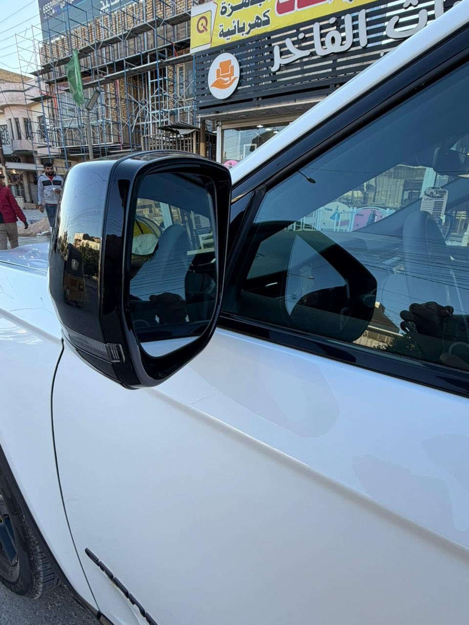 السلام عليكم جيب كراند شيروكي التيتيود بلاك ادشن موديل 2025
سياره وارد امريكي

فقط  حادثه فقط جاملغ مبدل نفس الون

مرقمه سياره بسمي تحويل ثاني يوم 

محرك3.6لتر 6سلندر 

معه نضام الدفع تو ويل (2)

تشغيل عن بعد  فتحت سقف 

سياره 7راكب 

السعر 335
وبيه مجال بصيط 

اني مكلف بل نشر 

تواصل رقم صاحب سياره 

***********

مامتواجد عل خاص
