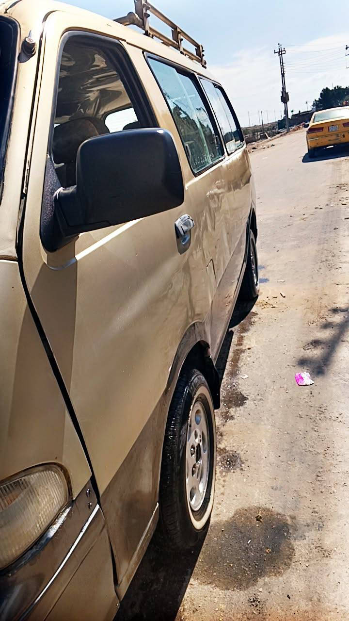 سلام عليكم للبيع 
كيه بريجو نضيف دوشمه جديده 
كهربائيات جدد طخم تاير جديد
ماكينه 3000 سوبر سياره باسمي رقمها بغداد الماني ابيض 
اداور مباشر السعر 50 وبيها مجال مكان ناصريه مركز الشراي يتصل***********
