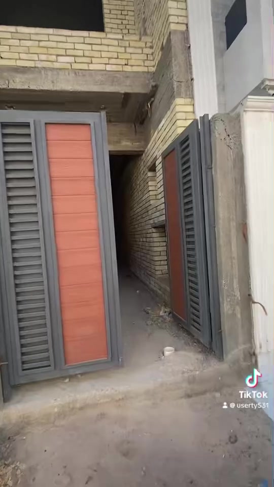 سلام عليكم هيكل البيع لمساحة 100اول فرع من تخل بشارع شركه شغل درجه وله ***********
