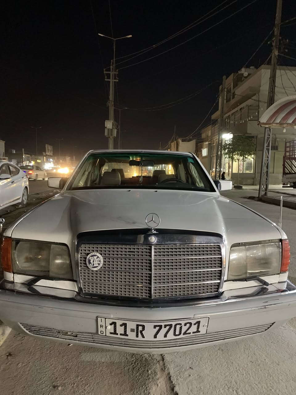 سلام عليكم مارسدس  باب طويله رئسي1984 البيع رقم   بغداد نكليزي بسمي  

شرط مداور طيك مده شهر وتجي داور

سعر 60وبيه جال لطيبين 
 
محرك 3000 بطه ديلكو
منضومه تبريد جديده 
كهربائيات مندعاميه لدعاميه كله شغال
تايرات جدد
حداديه زينه 

***********.
