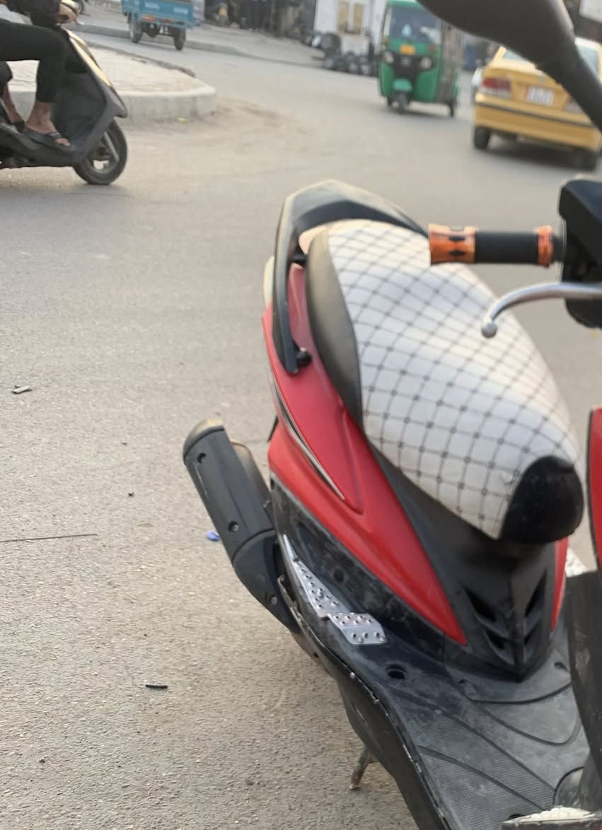 سكنس فحل نوزل كله شغاله كله بلاديه أي نقص مابيه دراجه حلوه أوراق كامله كله شغاله سلف وهندر السعر ٧٠٠ مكاني بغداد ***********
