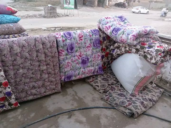 السلام عليكم ندافة الزركاني انواع المفروشات المنزليه وعمل الصوف والديباج والقطن القديم العنوان كوت حي الحوراء شارع الشيرازي قرب جسر السفحه الستفسار والتصال عل الرقم *********** ملاحظه واتساپ موجود اتصل واحنه بلخدمه
