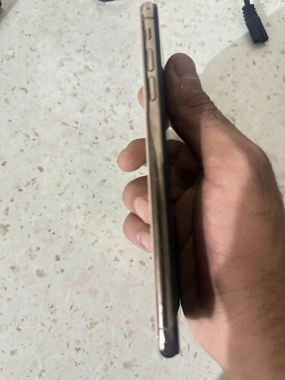 اكس اس ماكس
سلام عليكم اكس ماكس جهاز نظيف شخط مابي ذاكرة ٦٤ دبل سيمكارت ZAAمبدل بطاريةو شاشة اصليات فيس ايدي كامل شغال فقط سماعة داخلية يشكل مرات يشتغل مرات لا  
سعر ١٤٠ الف بي مجال
مكاني كركوك 
واتساب ***********
