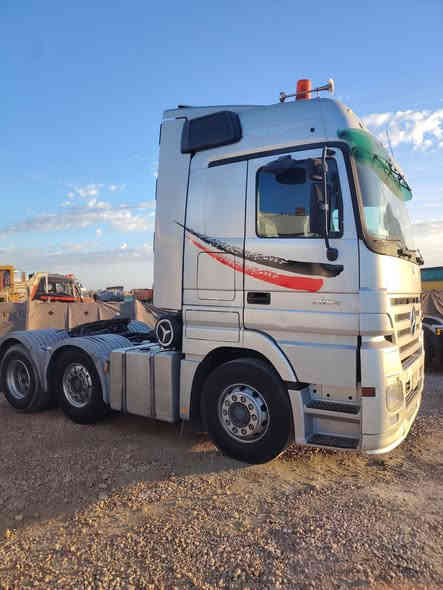 لبيع كتروس موديل 2005 حجم 2554 رقم ط بدون تحويل بس وكاله مربوطة عربانه فلات سيار مكفوله مكان انبار ٥كيلو شراع *********** سعر 270
