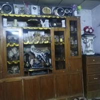 مكتبه • نظيفه • بيه مجال