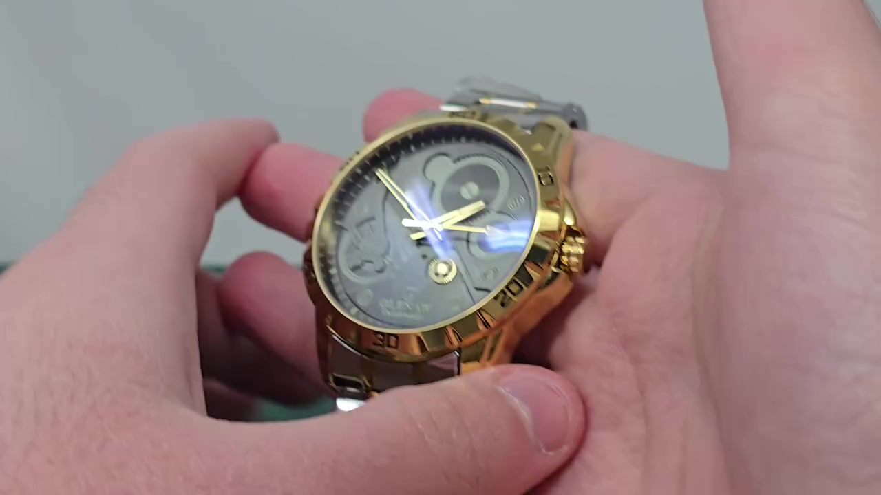 ((مزاد يبدأ من 30 ألف وينتهي في الساعة 6 صباحًا))
ساعة ماركة GLE'NAW من أمازون، شكل مميز 
ماكينة أوتوماتيكية مقاومة للماء، كاملة الاختام،
 وزن ثقيل، زجاج زفير مقاوم للخدش والصدمات. 
مكاني كربلاء (متوفر توصيل).


**إذا كنت صاحب هذا الإعلان وتريد حذفه لأي سبب، رجاءا أرسل رسالة إلى الدعم الفني**