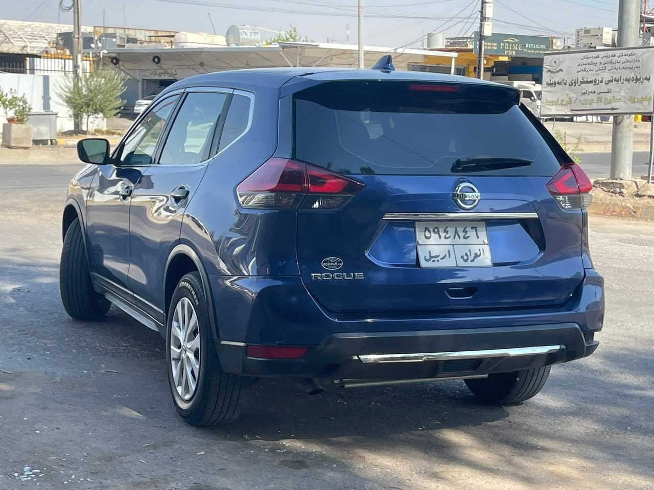 نيسان روك للبيع
موديل : ٢٠١٨ 
محرك : ٤ سلندر ٢.٥ مرغوب
مواصفات : شاشة كاميرا - دعامي رادار - رادار جانبي - تبريد مركزي - لايت ليد -تحكمات ستيرن 
ماشية : ١٣٩ الف مايل 
سيارة كلين تايتل تقرير كلين داخل عراق كلين بس بالعراق بابين شبر تعديل بدون صبغ بدون دواخل بدون ارباك 
سعر : ١٤٢ ورقة مجال 
سونار موجود

***********
مكان اربيل

