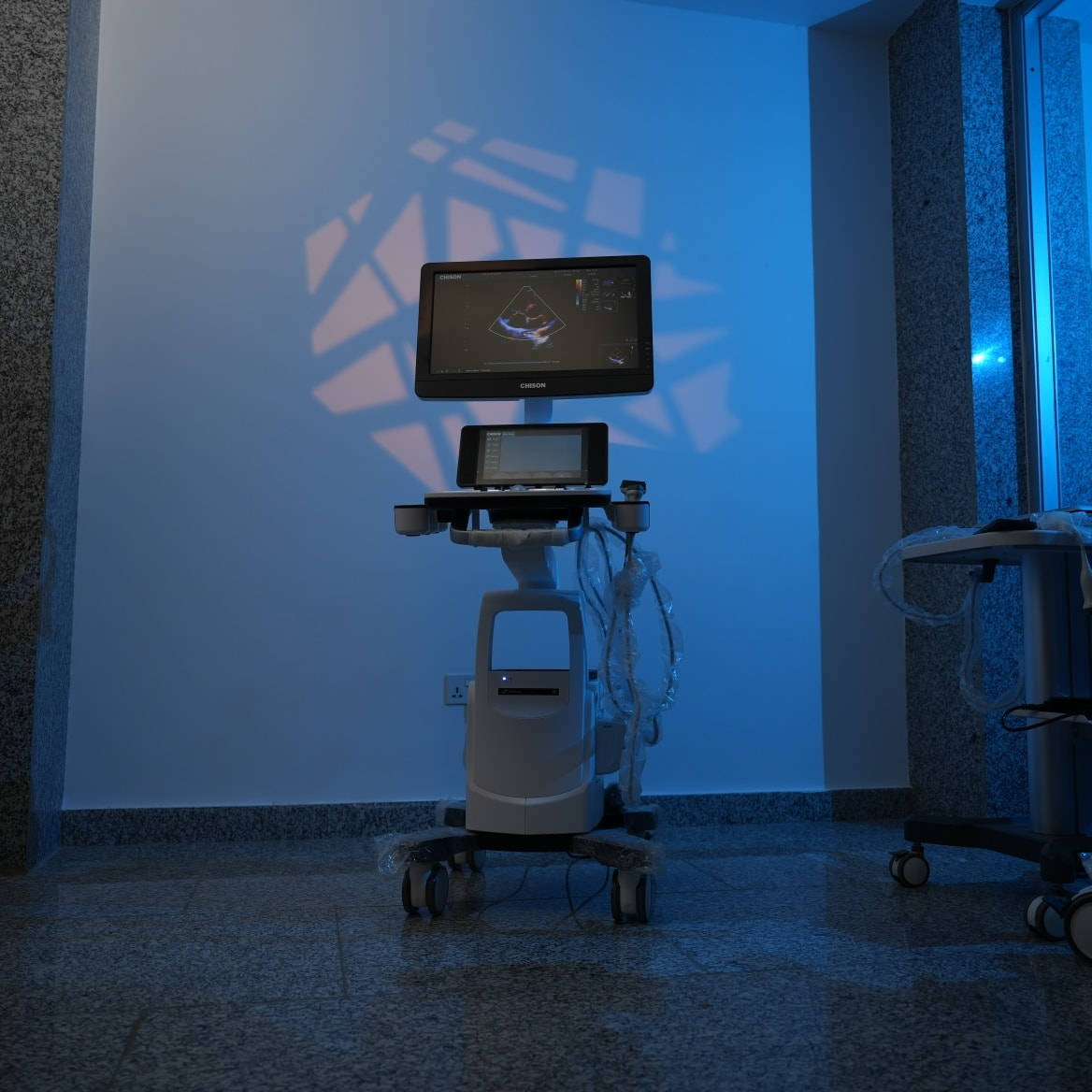 🔷 جهاز Chison CBit 4 — خيار الأطباء الأذكى للتشخيص الدقيق ..

✨ عندما تجتمع التكنولوجيا المتقدمة مع سهولة الاستخدام لتحصل على نتائج أسرع وثقة أكبر في التشخيص.

🔹 المواصفات التقنية المتقدمة:
 ✔️ شاشة LED قياس 19 إنش عالية الدقة
توفر وضوحًا ممتازًا للصورة حتى أدق التفاصيل، مع زاوية رؤية مريحة تقلل إجهاد العين أثناء العمل الطويل.
✔️ محرك المعالجة الذكي X-Engine
يعزز سرعة معالجة الصورة ويحسن التباين والدقة، مما يساعد على تشخيص أكثر وضوحًا وثباتًا.
✔️ تقنية Q-Image المتطورة
تحسين تلقائي لجودة الصورة وتقليل التشويش للحصول على صور أكثر نقاءً بدون تدخل يدوي.
✔️ تقنية C-FHI (Compound Frequency Harmonic Imaging)
تعمل على دمج الترددات لتحسين اختراق الأنسجة ودقة الصورة، خاصة في الحالات الصعبة.
✔️ دوبلر ملون عالي الحساسية
لقياس تدفق الدم بدقة عالية، مثالي لفحوصات الأوعية، البطن، النساء والتوليد، والقلب.
✔️ واجهة استخدام سهلة وذكية
تصميم عملي يختصر وقت الفحص، مناسب للأطباء ذوي الخبرة والمبتدئين على حد سواء.

🔹 مجالات الاستخدام: 
▪️ نسائية وتوليد 
▪️ باطنية وقلبية 
▪️ أوعية دموية
▪️ استخدامات عامة داخل العيادات والمستشفيات

🎁 العرض يشمل:
 ✔️ توصيل مجاني داخل بغداد والمحافظات
✔️ تنصيب احترافي داخل العيادة 
✔️ تدريب عملي شامل لضمان أفضل استخدام
✔️ دعم فني مستمر

📞 للحجز والاستفسار : ***********                أدارة المبيعات / م علياء 

الأحدث — الأكثر مبيعًا — والأفضل في فئته لمن يبحث عن الجودة والاعتمادية بسعر منافس.
#التميّز #Chison #CBit4 #أجهزة_سونار #تشخيص_دقيق_لحياة_صحية_أفضل
