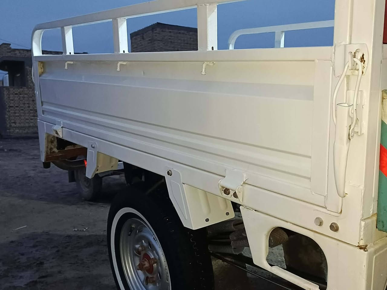 بدي 2014
ما مكصوص نضيف مصبوغ صبغ سيارات فقط بي كصه صغيره  مراوس ب انضف منه حتلو ما َصبوغ عادي بدون فرق انتباء فرق مالتي الصبغ بيني وبينك مكاني ناصريه مركز


**إذا كنت صاحب هذا الإعلان وتريد حذفه لأي سبب، رجاءا أرسل رسالة إلى الدعم الفني**