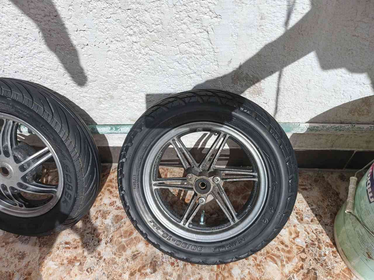 للبيع السعر خاص***********
