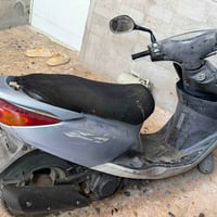 بريز نظيفه بيه تنقيص باتري جديد تمشي كلشي مابيه فقط تنقيص سعر 300العنو...