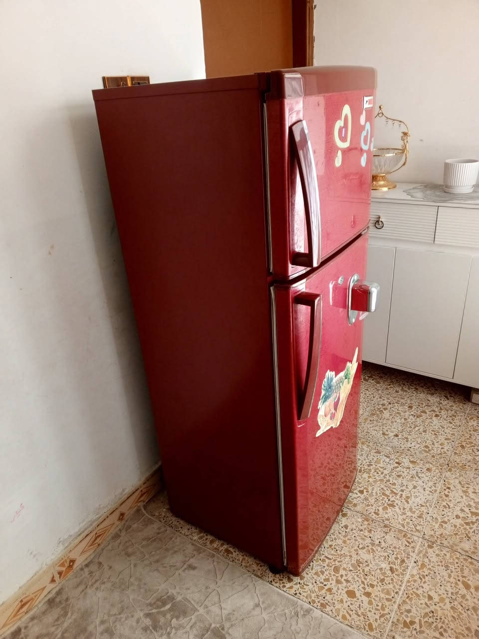 ثلاجه نظيفه للبيع السعر 110 مكاني بالحله ورديه 

‏‪***********‬‏

***********
