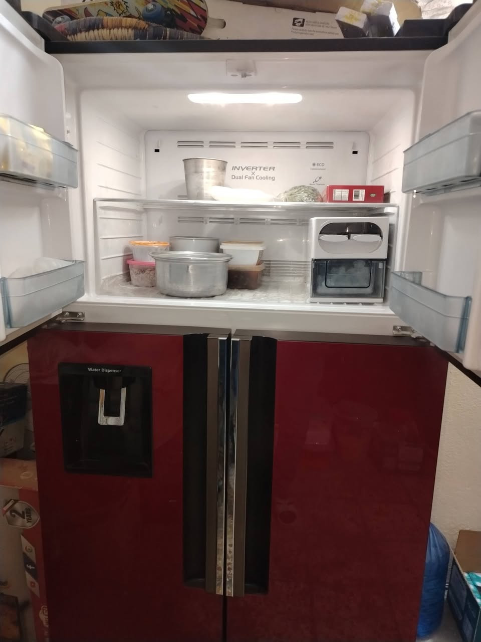 السلام عليكم ثلاجة هيتاشي للبيع 28 قدم مستعمله اخت الجديده اربعه أبواب 3 أنظمة ثلاجة ومجمدة وبراد ماء الياباني الأصلي مكان الحرية الأولى السعر 950 الف وبيه مجال للتواصل واتساب اتصال ***********
