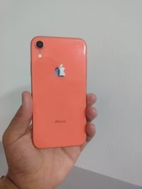 آيفون XR ٦٤ • فيس ايدي شغال • بطارية ١٠٠
