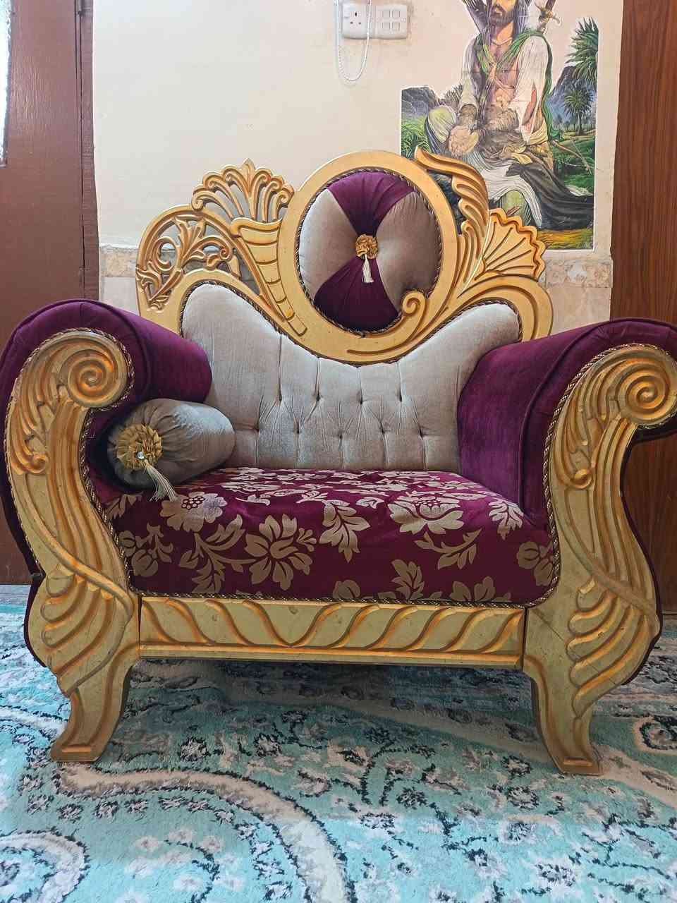 السلام عليكم تخم كامل للبيع 5 قطع مستخدم نضيف اخو الجديد المكان ناصريه حي الشهداء السعر 350 الف وبيه مجال للاستفسار.  ***********
