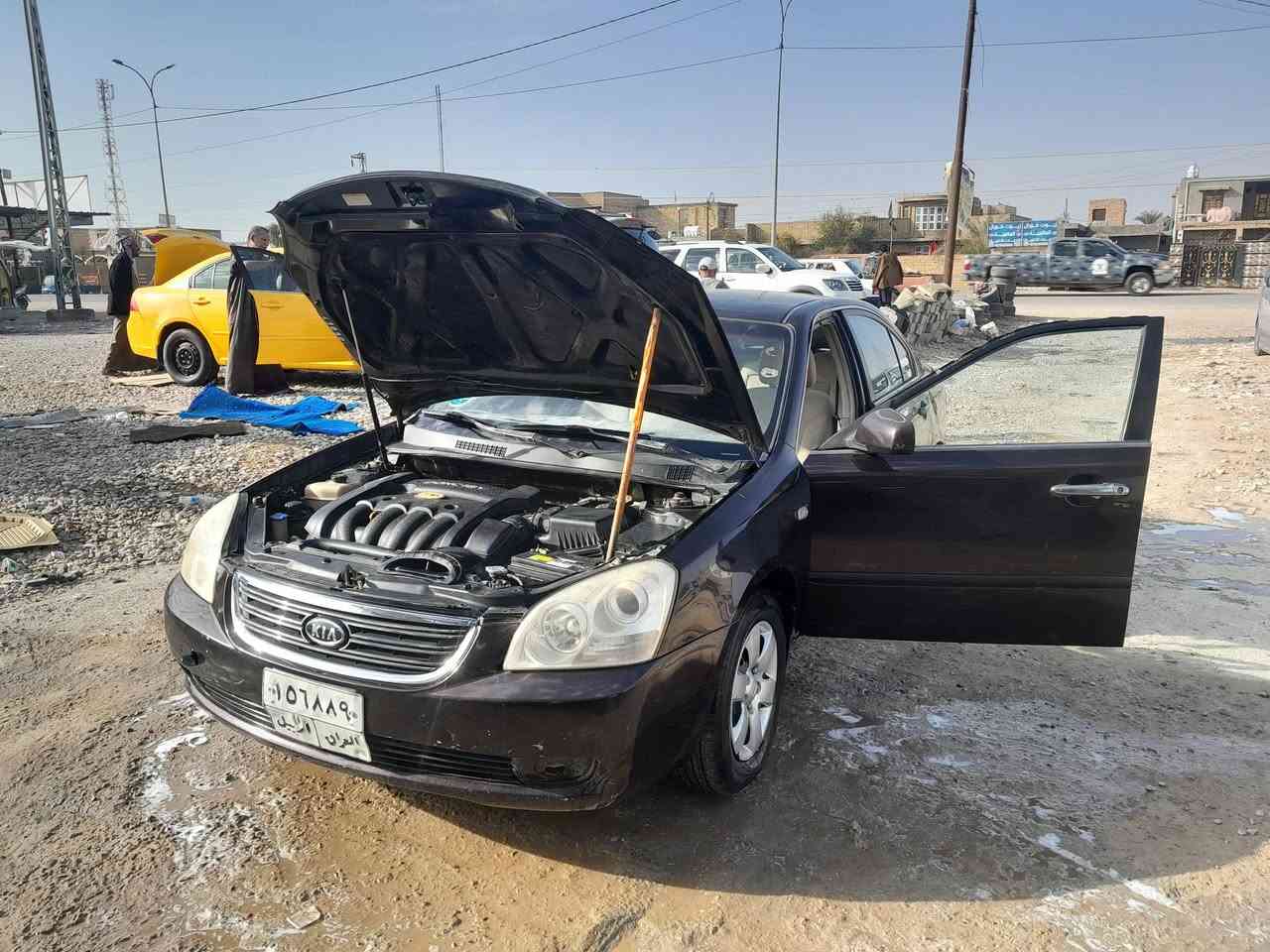 السلام عليكم
من رخصه الادمن سياره اوبتما ٢٠٠٧ خليجي محرك ٢٠٠٠ دوش السياره الاهلالات اربعتهن بيهن ضربات خفيفه السنويه ساقطه ٤سنوات السياره شماليه أربيل رقم صاحب السياره موجود مكان  السياره الديوانية قضاء عفك السعر ٨٠وبيها مجال 
رقم صاحب السياره. 
***********
