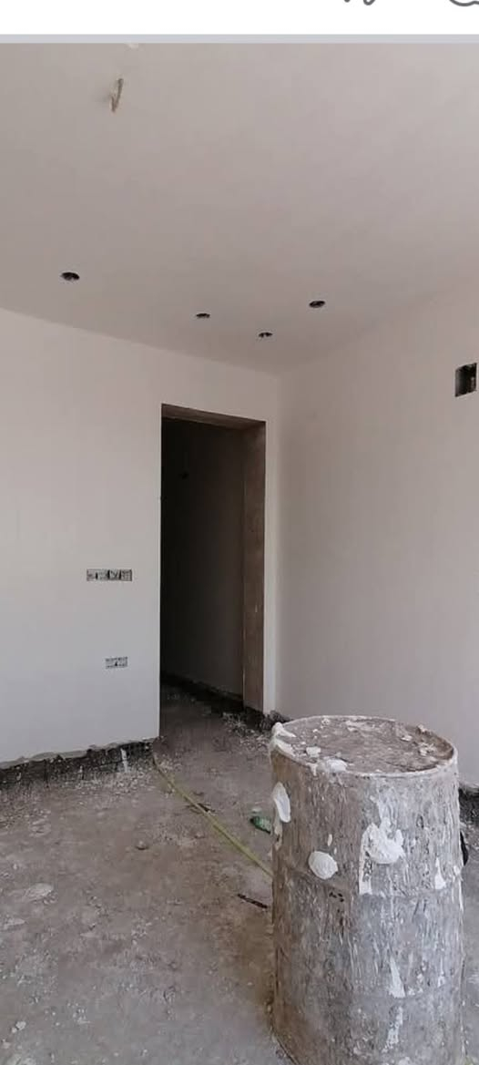 السلام عليكم كادر بياض شغل درجه اولى دقه في العمل والتزام بالمواعيد تشميع وبياض نعمل في بغداد فقط للتواصل *********** ابو امير الشمريخ
