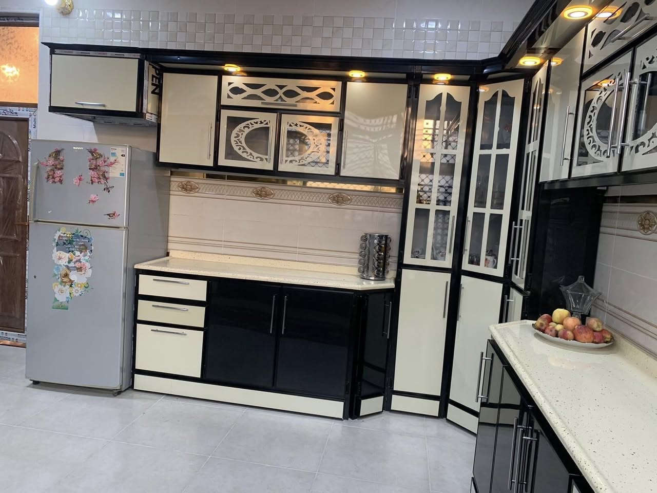 احدى اعمالنا السابقه بلونين الاسود والكريمي 
داخل خارج المنيوم تركي درجه اولى محشه بلخشب للقوه والمتانة 
اسعرنا تنافسيه ثابته 
للاستفسار عن الاسعار مراسله الصفحه او الاتصال على رقم ***********
او مراسله على واتس اب
