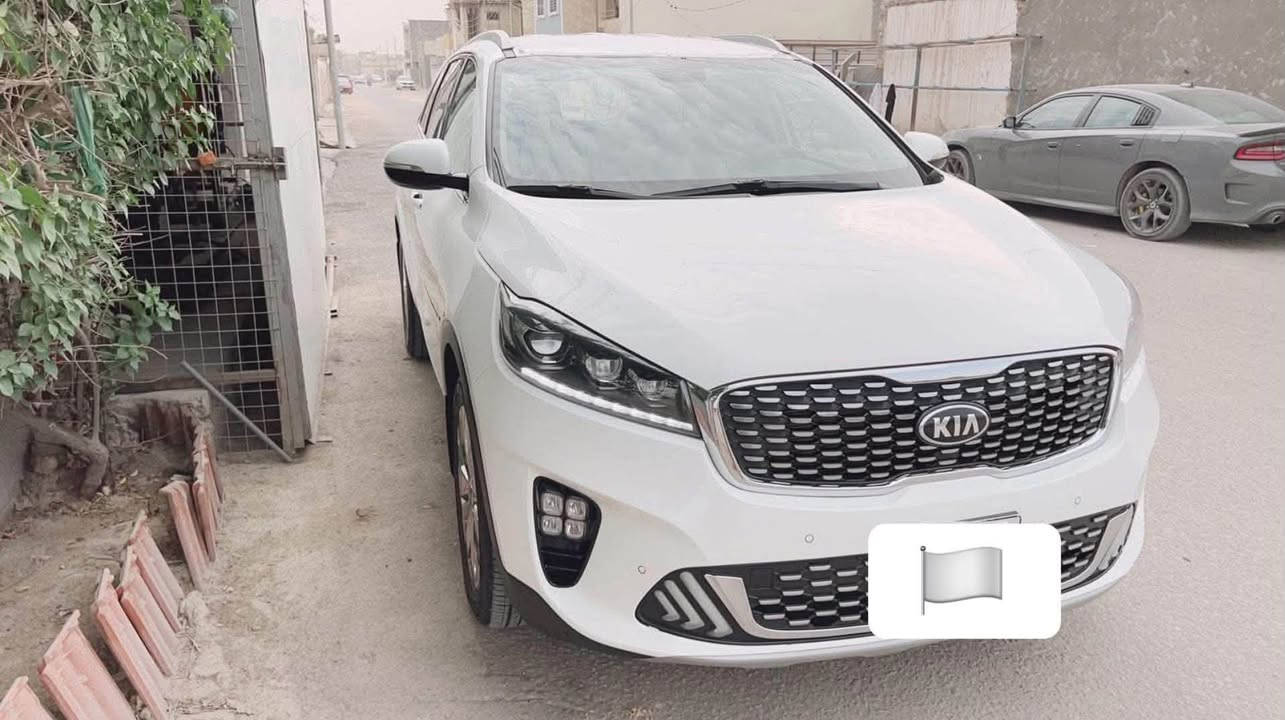 السلام عليكم
سورنتو 2020 خليجي 
رقم بغداد جديد 
مكفوله كفاله عامه حتى من شخط 
محرك 6سلندر .3500
بصمه 
جلد 
كشنات كهرباء 
صندوق كهرباء 
7 راكب 
تبريد بيان لمس 3 قطع 
لد امامي خلفي 
حساس امامي خلفي 
انفكيشن تحديد مسار 
لايت 3 عدسات زنون دبل شباك 
لد امامي وخلفي 
اشاير بلمري مري شفط 
اشاره ترحيب عند الاقتراب 
تحكم ستيرن جهتين 
بردات خلفيه 
وبعد المواصفات المعروفه للسورنتو 
اسياره جديده جدا و على ايدي من زيرو 
السعر 245وبيه مجال 
المكان بابل الاسكندريه 
الاستفسار (***********)
