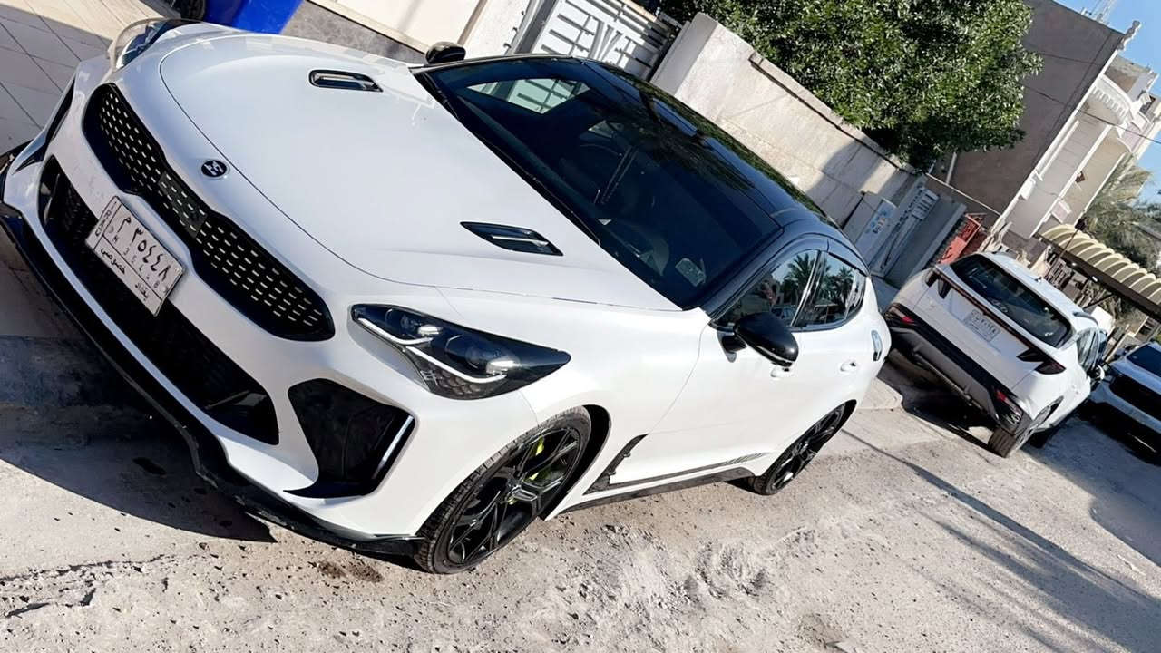 للبيع گيا ستنگر kia stinger 
موديل 2019 
وارد امريكي 
الفئة GT2 
محرك 6سلندر 3.3 twin turbo
سونار موجود بالمنشور

سياره مزوده واضافات عليها✈️

داخله كلين ونطخت داخل العراق والسونار موجود

شواصي سليمه 

محدث جديد موديل 2023 كلها جديد
 
مواصفات 1/1 اعلى مواصفات بالستنگر 
كامرات 360 درجة 
بنوراما سياره 

كشنات احمر بلادي 

كشن خزن ميموري 
رادارات جانبية وامامية وخلفية 
تدفئة تبريد كشنات 
الكشنات الخلفية تدفئة 
جنطة كهرباء  
دخول ذكي مع ترحيب 
اوتو ستوب 
Start & off بالازدحامات 
انضمة قيادة eco sport normal smart 

كير محرك بحالة الوكالة ممفتوحات 
السعر 171 وقابل للتفاوض بشي بسيط حك الجية 
مكان السيارة نفق الشرطه 
للأستفسار 

رقم تلفون ***********
