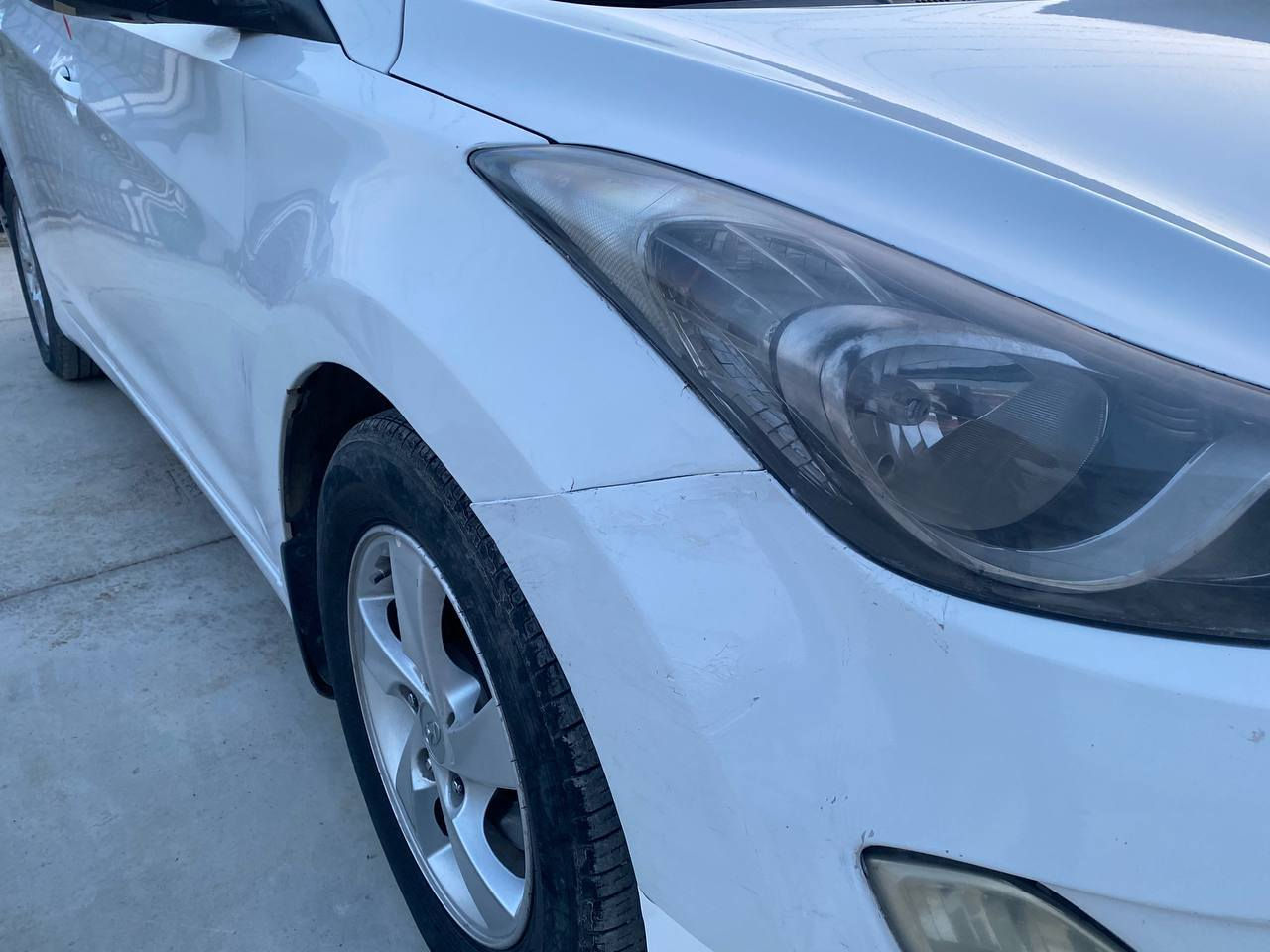 النترا ٢٠١٢
ئۆتۆ و مکینه بچوک 
سپی بەفری گێڕو مەکینە بەشەرت 
تەنها بۆنیت و هەردوو سەری چامەلەخ و دۆسە بۆیاخ 
بێ ناوگرتن 
سایارە لەسەر دەقی شەریکەیە 
***********
*********** أربيل, العراق
