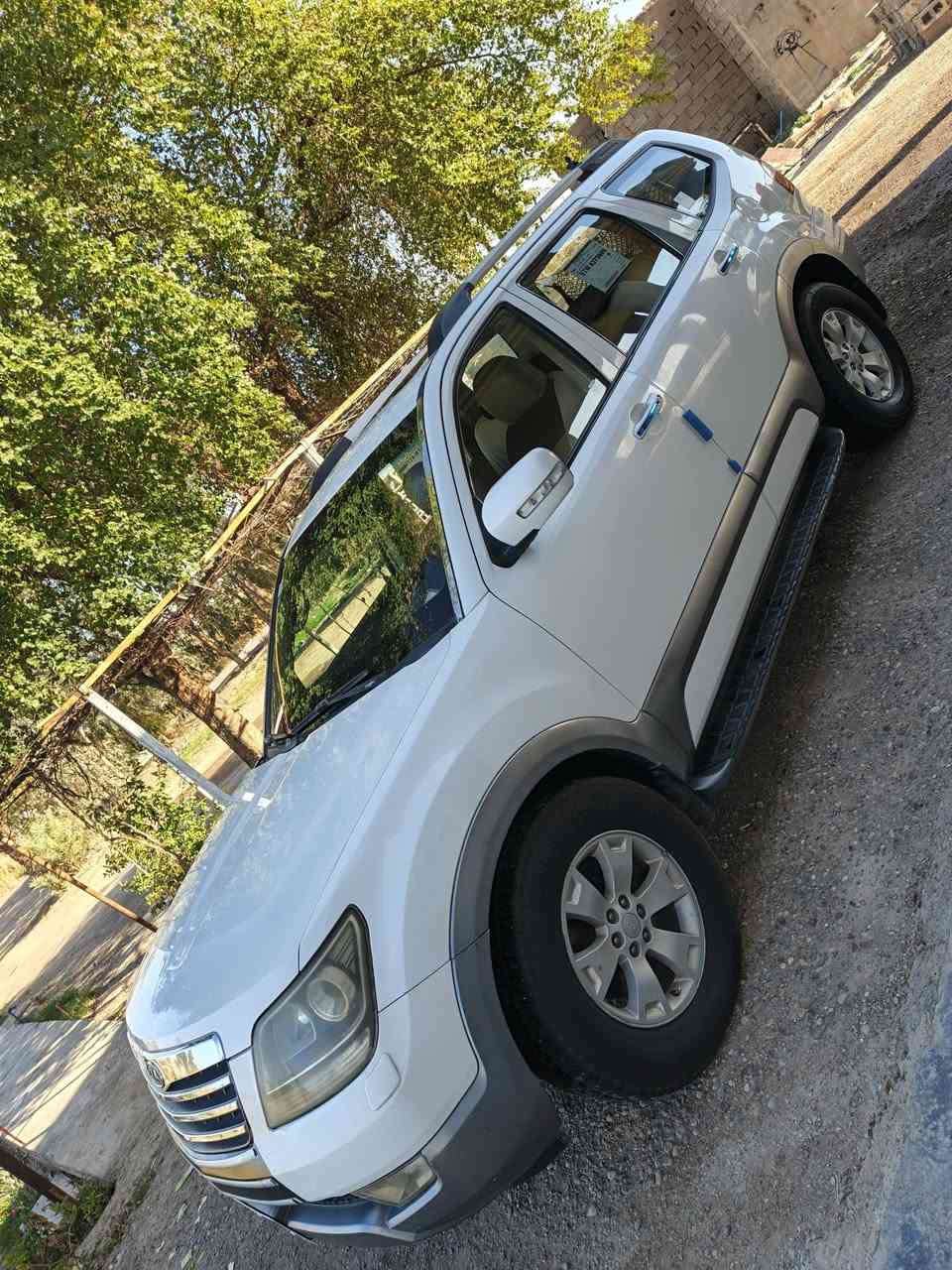 سلام عليكم
كيه مهافي خليجي البيع فول مواصفات موديل 2010
تخم تاير صدر مامي خلفي جديد بيهه صبغ بين البابين
 بدون دواخل سياره مال جناي 
مكان سياره تاجي يم جسر المشاهده                         السعر ١٣٥ وبيهه مجال الطيبين حك جيه
***********
