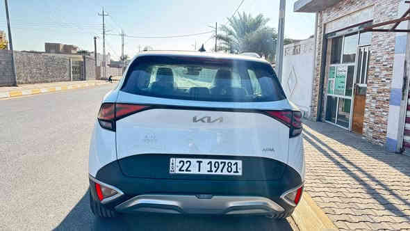 السلام عليكم سبورتج 2025 خليجي زيرو فول مواصفات مكفولة كفالة عامة من كلشي بوضع الزيرو موصفات بانوراما شاشة كبيرة متصلة شاشة دجتل صندوق كهرباء هندبريك بصمة حساسات امامية خلفية بصمة دخول ذكي داخل ابيض كشنات تدفئة كشنات جلد كهرباء وضعيات قيادة اوتو هولد ستيرين تدفئة وباقي الموصفات المعروفة السيارةالسعر 275 وبيها مجال حك الجية   الانبار رمادي ***********
