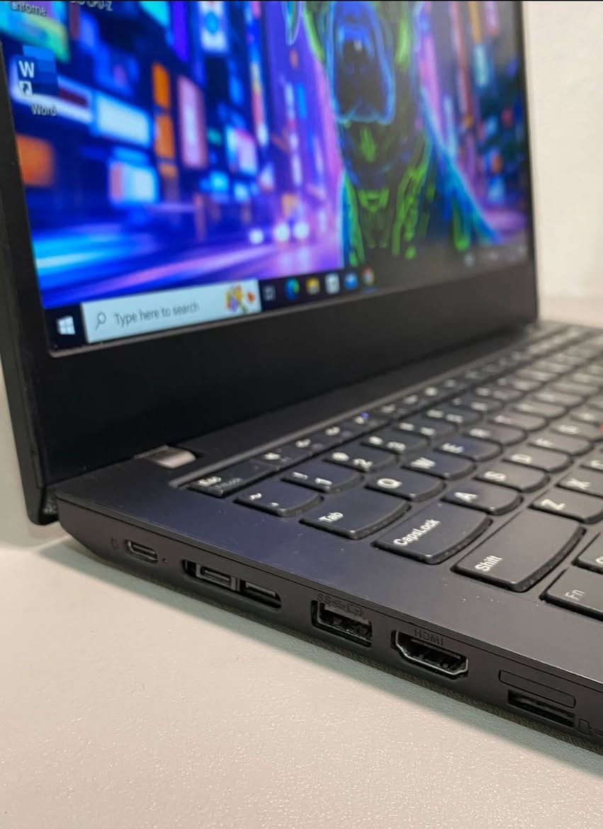 لابتوب lenovo  سوبر سلم الجيل الثامن للبيع
المعالج core i5 الجيل الثامن
رام 8 كيكا DDR4
هارد 256 كيكا SSD
كرت الشاشه Intel UHD حجم 4 كيكا
الشاشه حجم 14 انج ضد التوهج  دقة FHD
باتري ليثيوم 6 خلايا  شحن سريع 65 واط والباطرية ممتازة وشاحن تايب سي 
كامره دقة hd تحتوي قفل فتح وغلق الكامره
 منفذ تايب سي و رام  وhdmi وسيم كرت وباقي المنافذ   الحاسبه كلش نضيفه وحلوه
السعر 300


**إذا كنت صاحب هذا الإعلان وتريد حذفه لأي سبب، رجاءا أرسل رسالة إلى الدعم الفني**