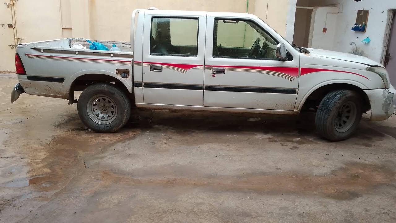 كونا السعر 55رقم نينوى مشروع وطني بيها كابون كير تومتيك بيها صبغ قطعه واحده سنوية لحد2027عنوان تلعفر *********** تريد وكالة او تحويل محرك كير كشر كهربائيات كلها شرط
