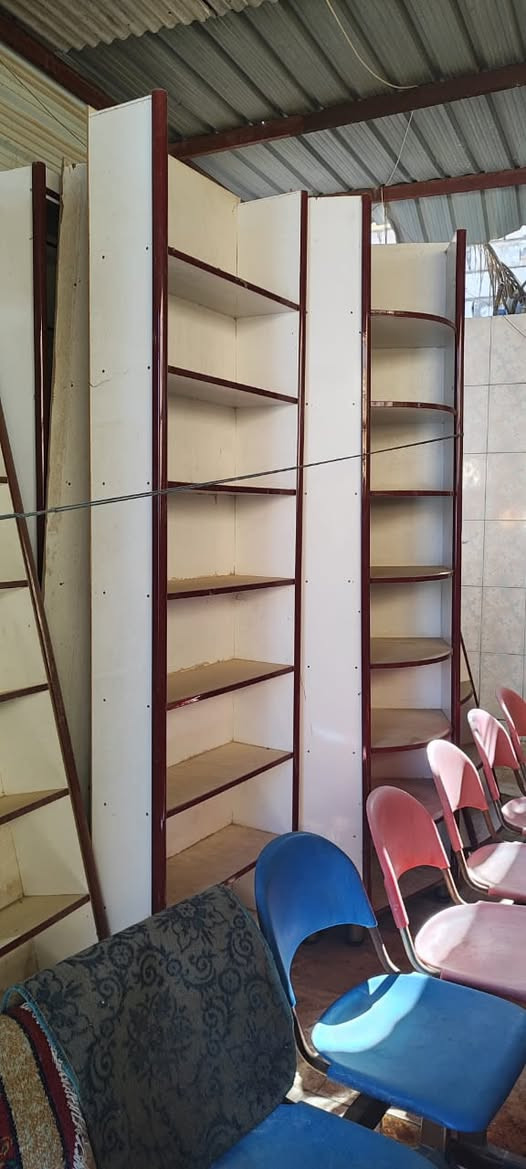 للبيع للبيع فاترينات جديتات جدا
الانتصال ع الرقم ‭***********‬
