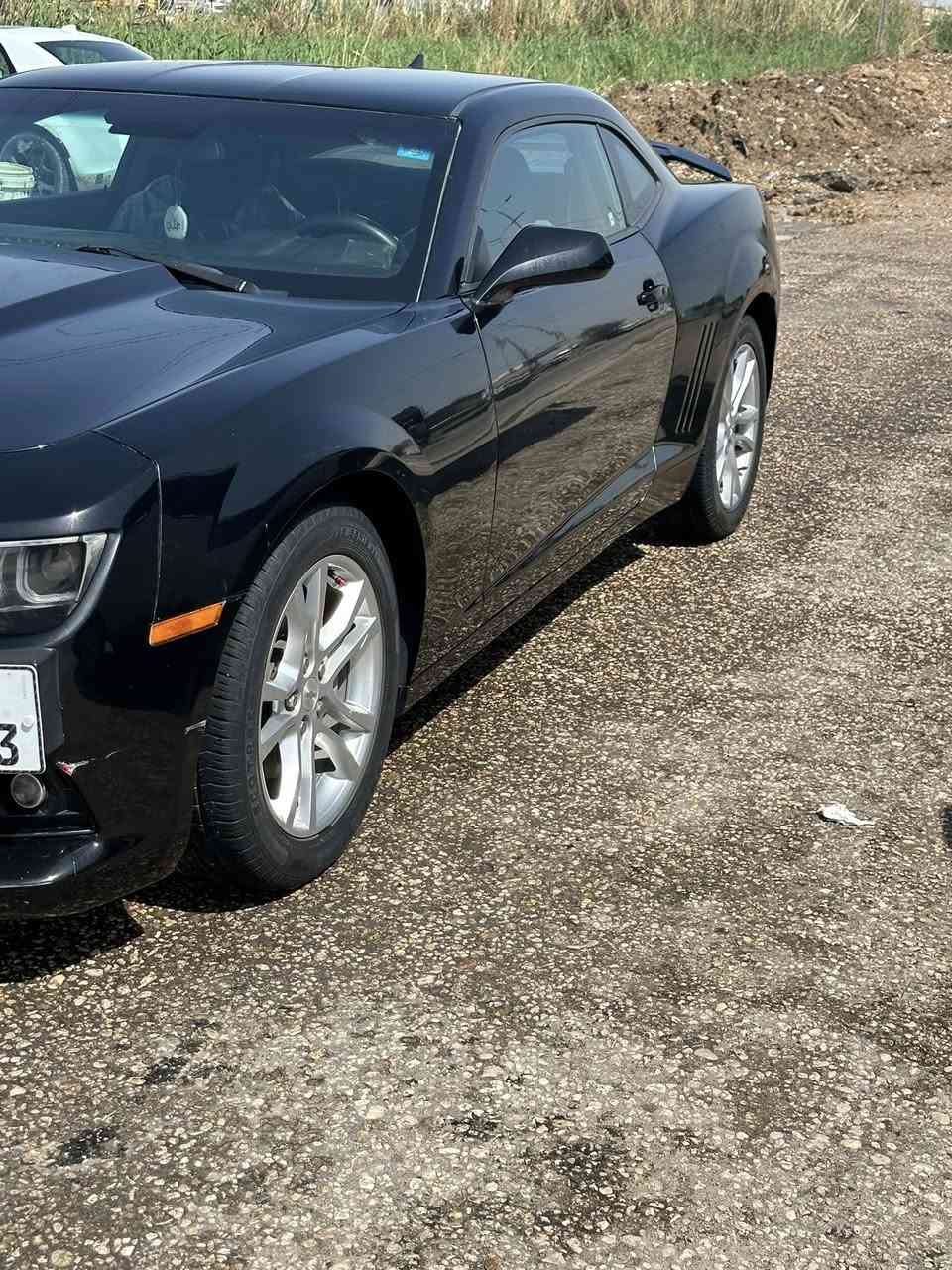 السلام عليكم كمارو للبيع موديل 2014 رقم بغداد الجديد والهزه جديده والسنويه ل 2028 سياره مناقصها شي صدر جديد وحدادية جديده تبريد ثلج مكينه وكير ما مفتوحات خير من الله والسونار مرفق بالصور سعرها 100 وبيها مجال كلش قليل حق الجيه مكانها بابل الاسكندريه للاستفسار ***********
