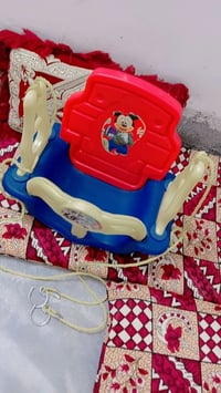 مرجوحه أطفال تعليك للبيع جديده نظيفه السعر 10 الأتصال 07513142454