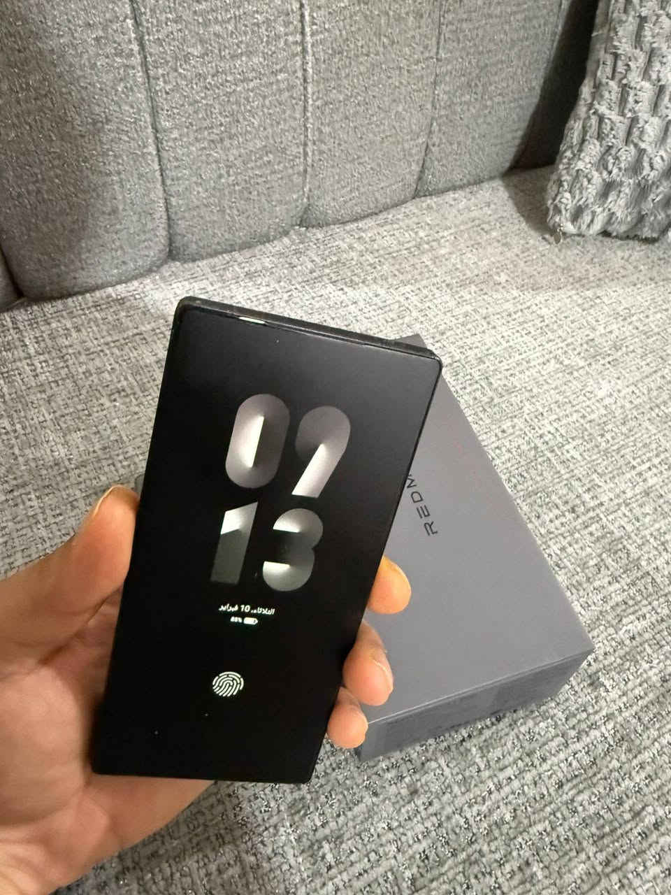 ريد ماجيك 11 برو اخر اصدار ذاكره 256 عشوائيه 26 بطارية 7500  انسى شي اسمه شحن واقوى معالج بالسوق حاليا كل الالعاب 120 فريم والي تدعم 165 فريم هم يشغلها ب الاضافه يشغل العاب بلي 4 الجهاز كامل ملحقاته فقط راس الشحن ضايع وبيه هذا الكسر بالظهر ما مأثر ع شي ابد للتواصل *********** مكاني زبير السعر 750 وبيه مجال قليل
