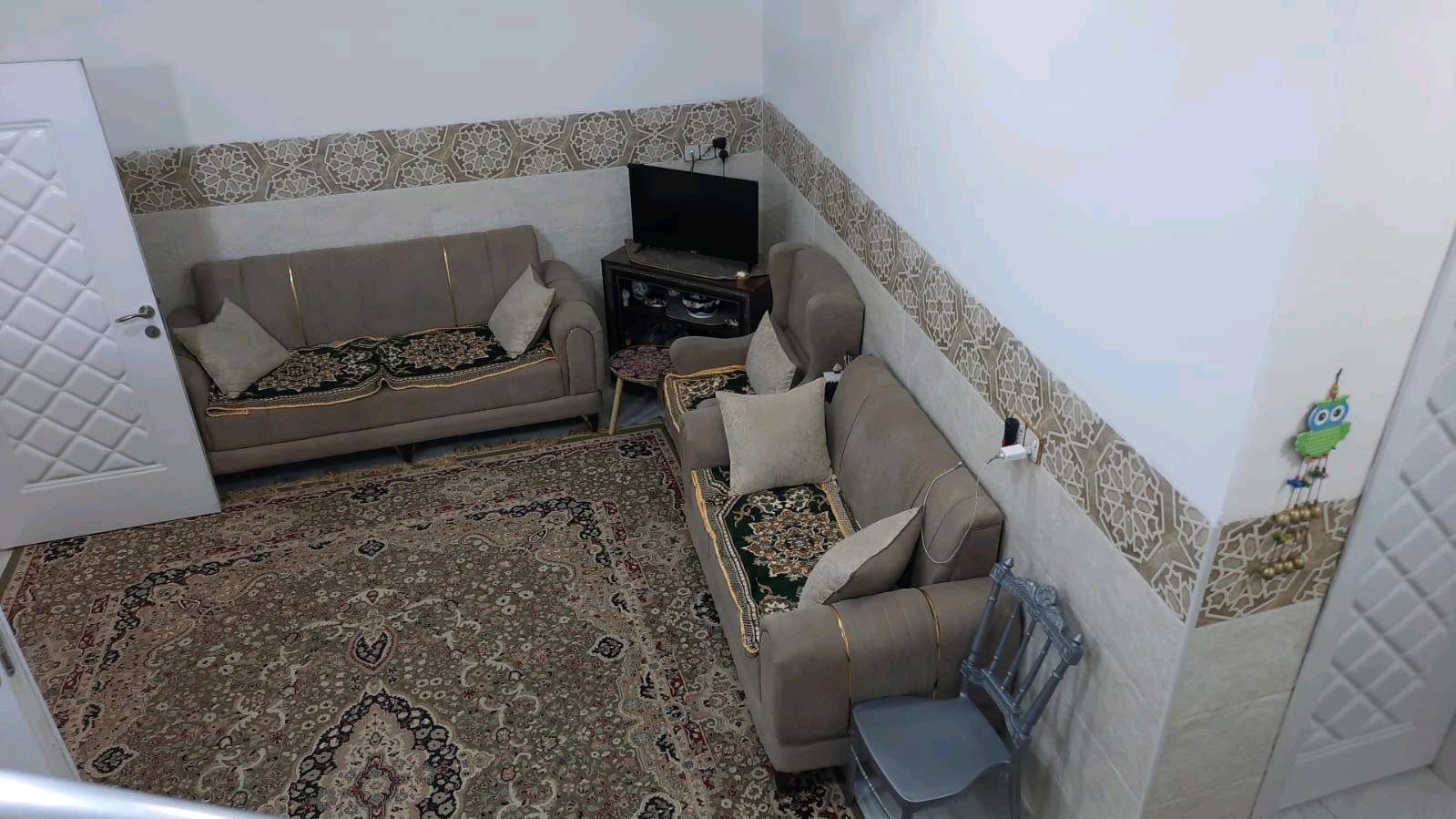 بيت طابقين في كربلاء المقدسة منطقة المعملجي المساحة أكثر من ١١٥م وجهة أكثر من ٦متر نزال ١٨ من وسط البيت ٧م سعر ١٨٠مليون البيت بناء٢٠٢٤   رقم الهاتف ***********