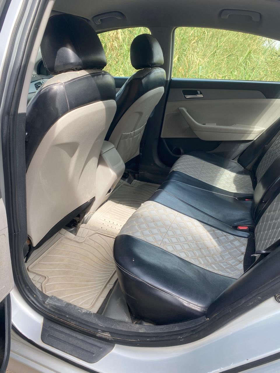 السلام عليكم بيع مستعجل سوناتا امريكي 2019
جديده بمعنى الكلمه حادثهة  سرقه جاملغ وباب السايق فقط 
باقي كفاله عامه 
السعر ١٣٧ وبيها مجال قليل


**إذا كنت صاحب هذا الإعلان وتريد حذفه لأي سبب، رجاءا أرسل رسالة إلى الدعم الفني**