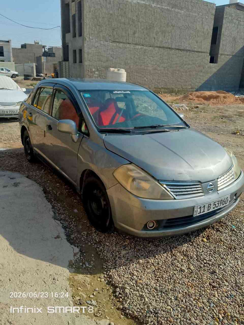 سلام عليكم فيرسا موديل 2008 وارد امريكي حادث جاملغ وبنيد بيها 4قطع صبغ سياره جاهزه كير ومكينه وصدر وتبريد ما بيهة نقص سعر 68 وبيها مجال بغداد حي لجهاد 
*********** Colombo, Sri Lanka
