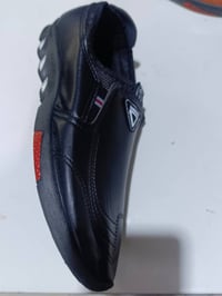 حذاء طبي متوفر متوفر من 40 لة 45 السعر 3 واكو جمله 07823510962