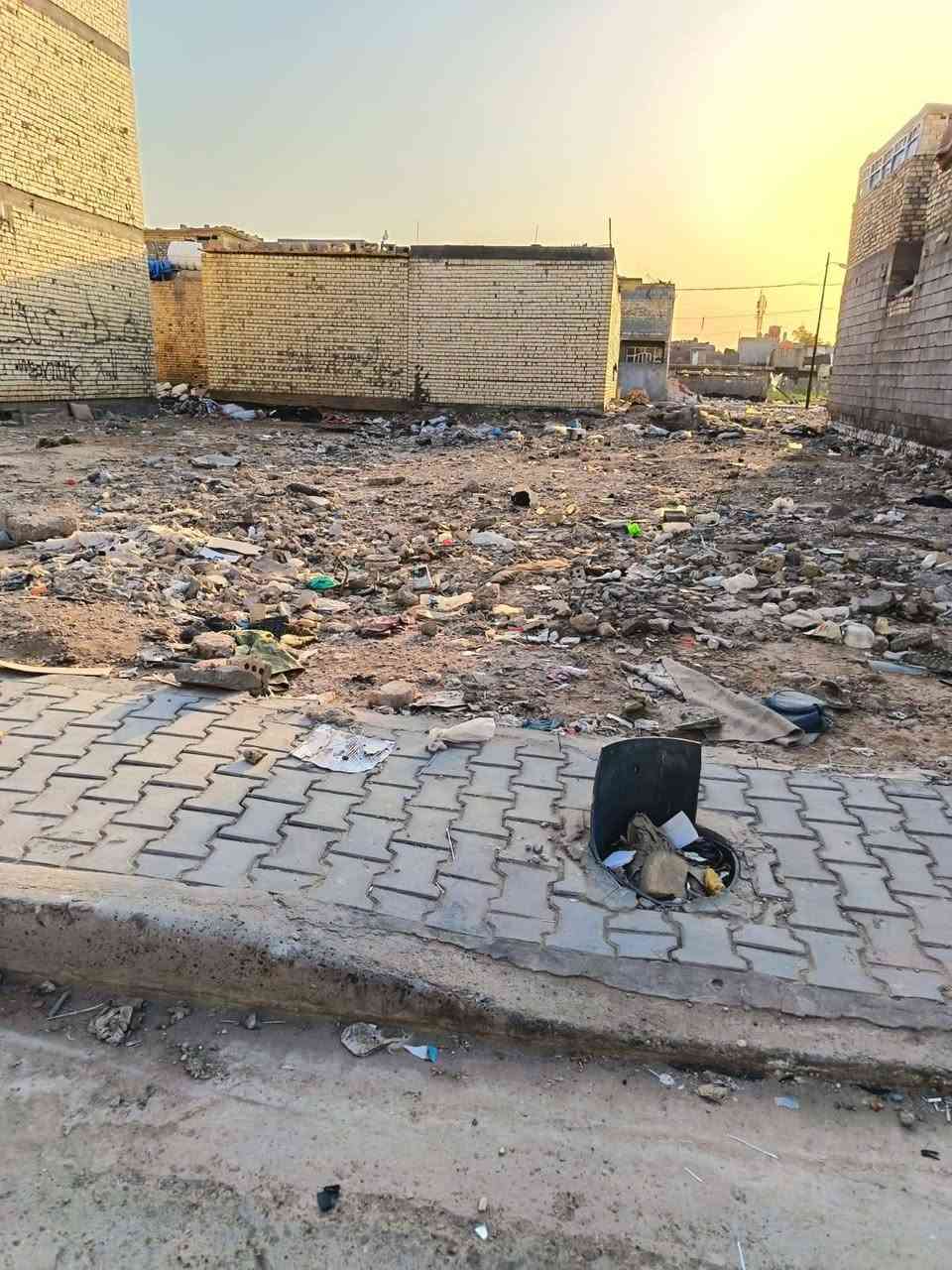 اسلام عليكم قطعت ارض للبيع زراعي 100متر بغداد الشعب خلف السده المنطقه كامله مثال ماواضح بل تصوير ماء كهرباء تبليط ارصفه مجاري منطقه سكنيه اوهادء حلو التواصل على هاذ الرقم بي واتساب ***********
