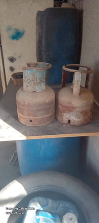 دبات حجم صغير عدد ٢ سعر الدبه ٢٠ الف اثنين سعرهم ٤٠ الف العنوان بغداد ...