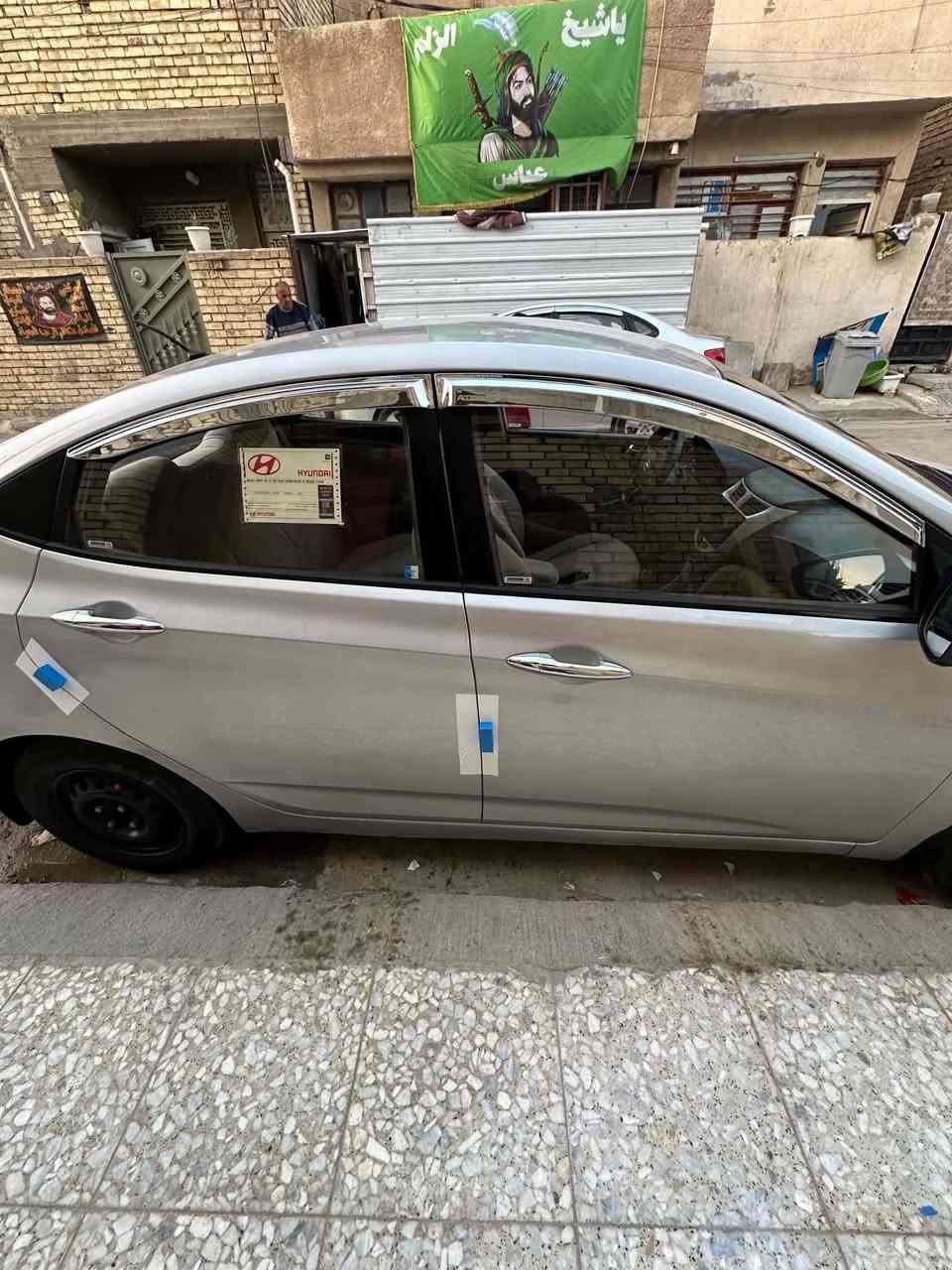 أكسنت خليجي موديل ٢٠١٦ بسمي رقم بغداد دولي محرك ١٤٠٠ تبريد كير محرك جديده السياره جاهزه اي نقص مابيه بيها صبغ ٣قطع مكانها بغداد تقاطع درويش سعرها ٧٦ هاتف *********** أثير ***********

