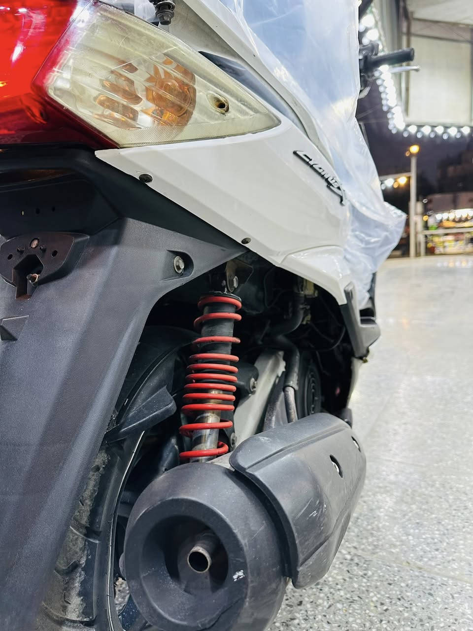 سلام عليكم.... مكلف بلنشر
دراجة سكنس فحل 🏍️🇯🇵ياباني للبيع
دراجة شلعه معدل كهربائيات كلهه شغاله 
دراجة جديده بلاديه 
أي نقص مابيهة
جيب فيتر وتعال افحص
العنوان بغداد حي اور فلكة صباح الخياط  الاستفسار الاتصال على الرقم ***********
