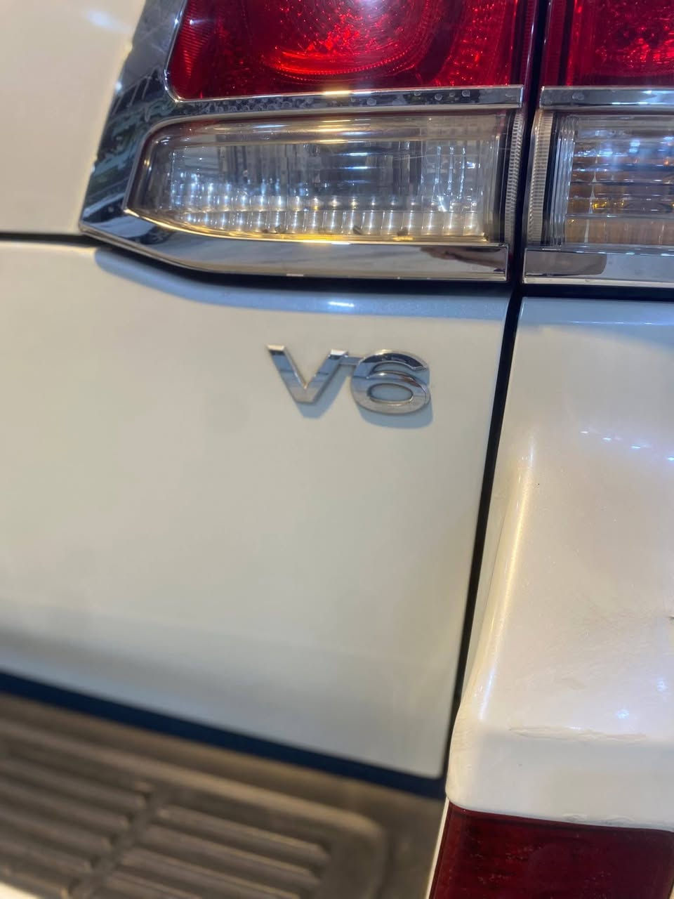 السعر (330))وبيها مجال
ستينيه اصل فول موصافات 1/1 

رقم بغداد  ألماني 

كفاله عامه من ضربه /وصبغ /وتبديل 

مواصفات GXR.i 

فتحة سلايت رؤف 

محرك 6سلندر وضع شركة 

بصمه + بصمه ابواب 

.7راكب                     

ثلاث قطع تبريد 

كشنات جلد بقلاوة 

كرسي كهرباء 

٨ ايرباك

تحكمات ستيرن 

فور ويل  

دشبول ليزري 

عتب ليزري 

ثلاجة 🧊

كامرة خلفيه

دفلوك ونضام زحف 

لايت زنون اصل 

لد آمامي

اشاير بلمري 

اشاير بلجاملغ

حساس امامي خلفي 

مكينة كفاله عامه لاتبخير لاتنقيص ولاصوت 

كير وضع الشركه مكفول كفاله عامه 

السيارة مكفوله كفاله عامه من ضربه وصبغ وتبديل

السعر (( ٣٣٠)) وبيها مجال 

مكاني النجف // للاتصال // ***********
