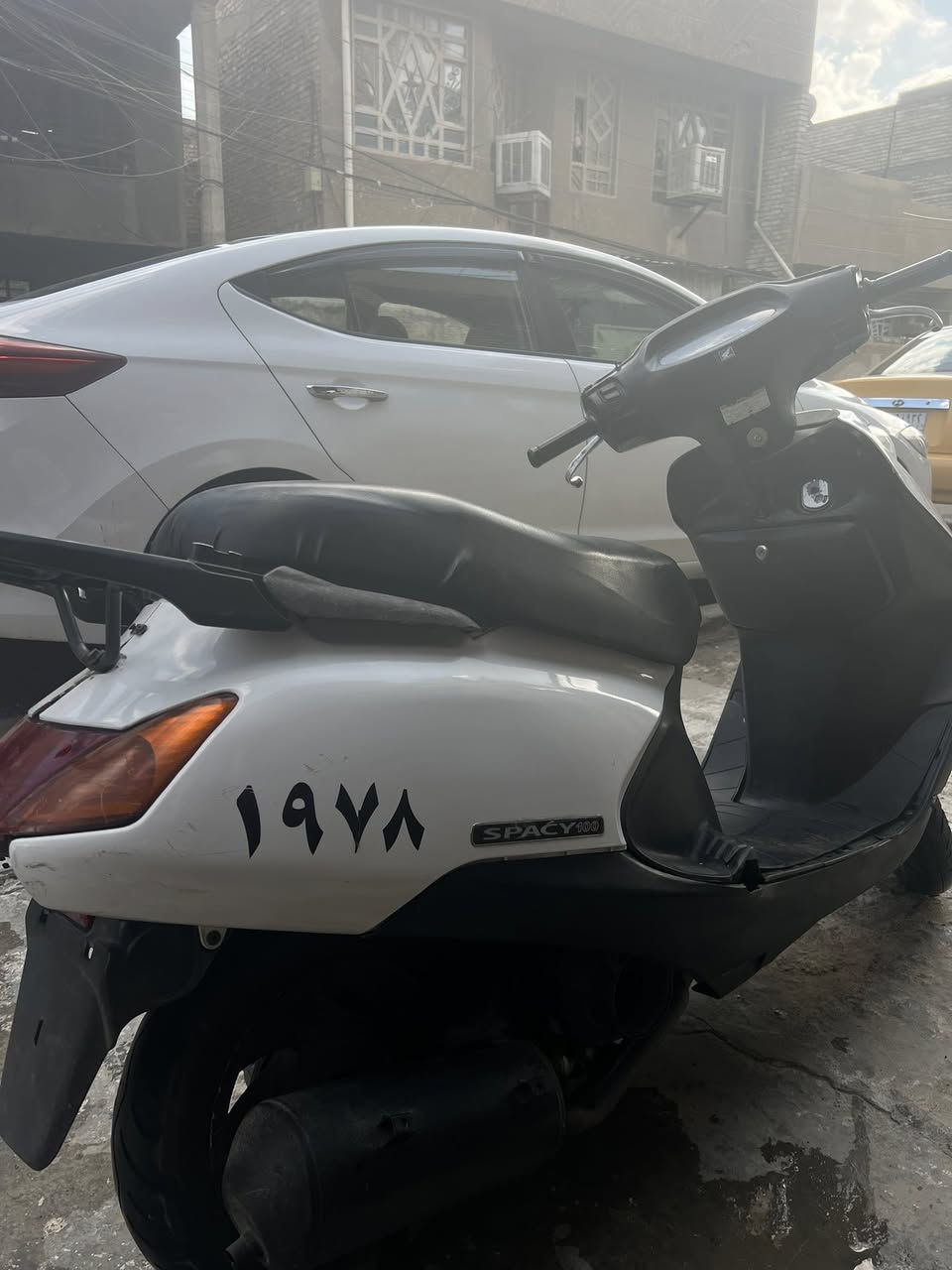 سلام عليكم دراجه سبيسي للبيع
كهربائيات شغاله مكينه نضيفه نكرة سلف تشتغل 

سعره 250وبيه مجال 

رقم ***********

📍بغداد الجديدة
