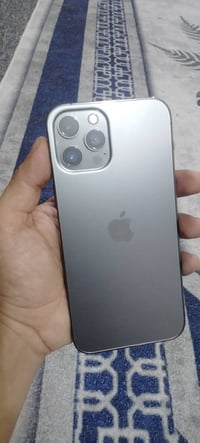 ايفون 12 بروماكس • شاشة مستبدلة • بطارية اصلية